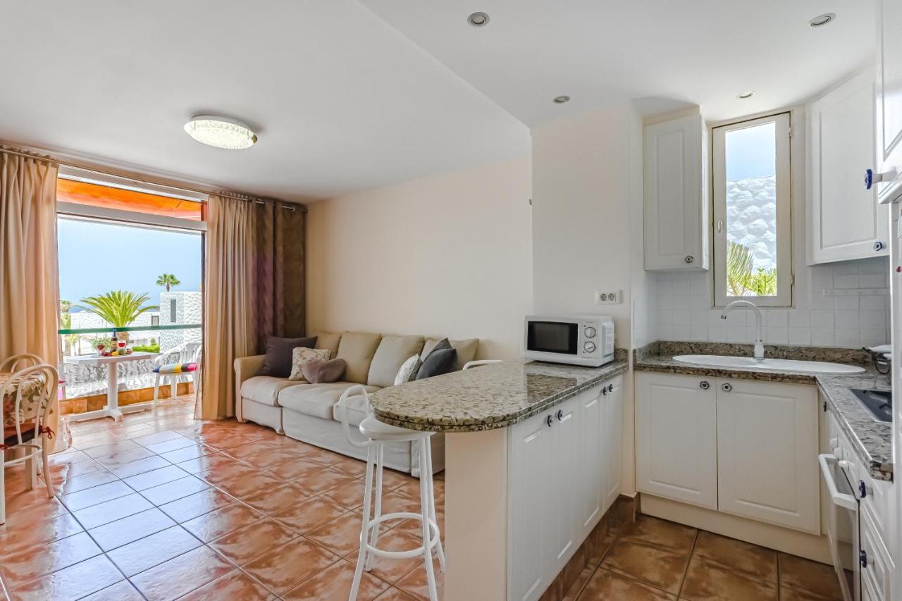 Apartment Apart America - 150 Meters From The Beach, Free Wi-Fi Arona  Exteriér fotografie
