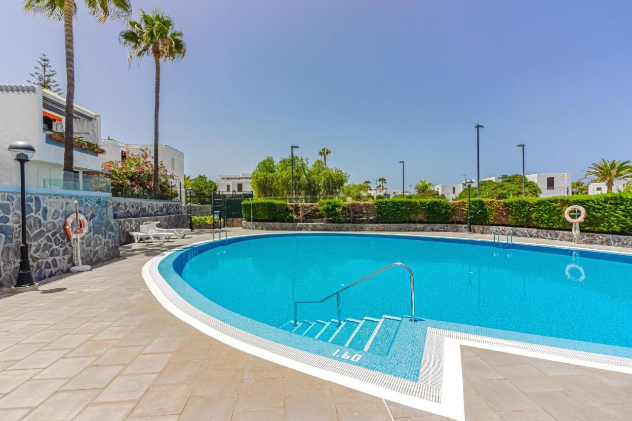 Apartment Apart America - 150 Meters From The Beach, Free Wi-Fi Arona  Exteriér fotografie