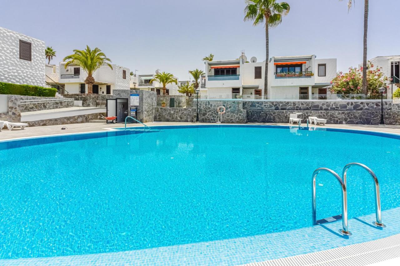 Apartment Apart America - 150 Meters From The Beach, Free Wi-Fi Arona  Exteriér fotografie