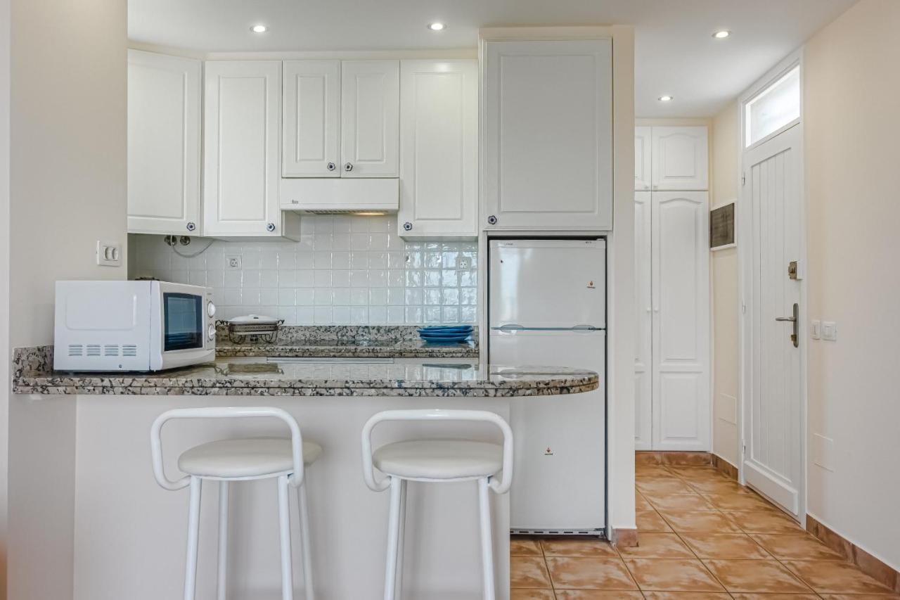 Apartment Apart America - 150 Meters From The Beach, Free Wi-Fi Arona  Exteriér fotografie